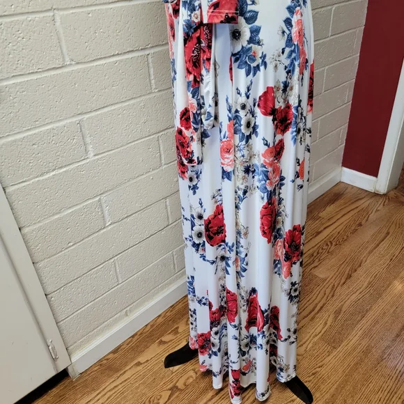 Beautiful Pink Blush Floral Dress - Picture 7 of 12